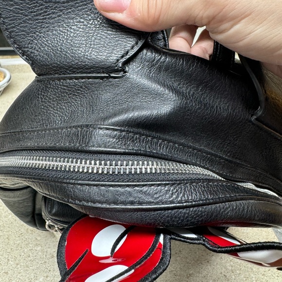 Loungefly Disney Minnie Mouse Purse - Picture 8 of 10